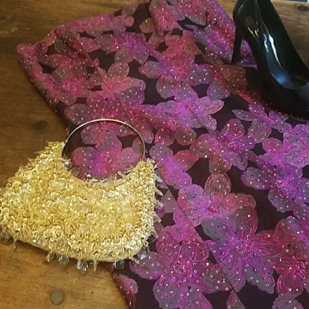 CLEARANCE Gorgeous strapless party dress